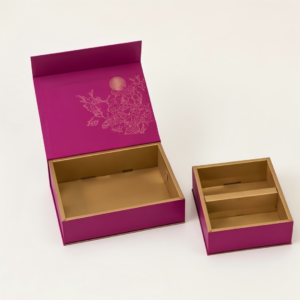 Boîte magnétique rouge sur mesure s'ouvrant sur un emballage personnalisé pour gâteaux de lune avec insert doré