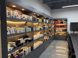 custom magnetic gift boxes factory
